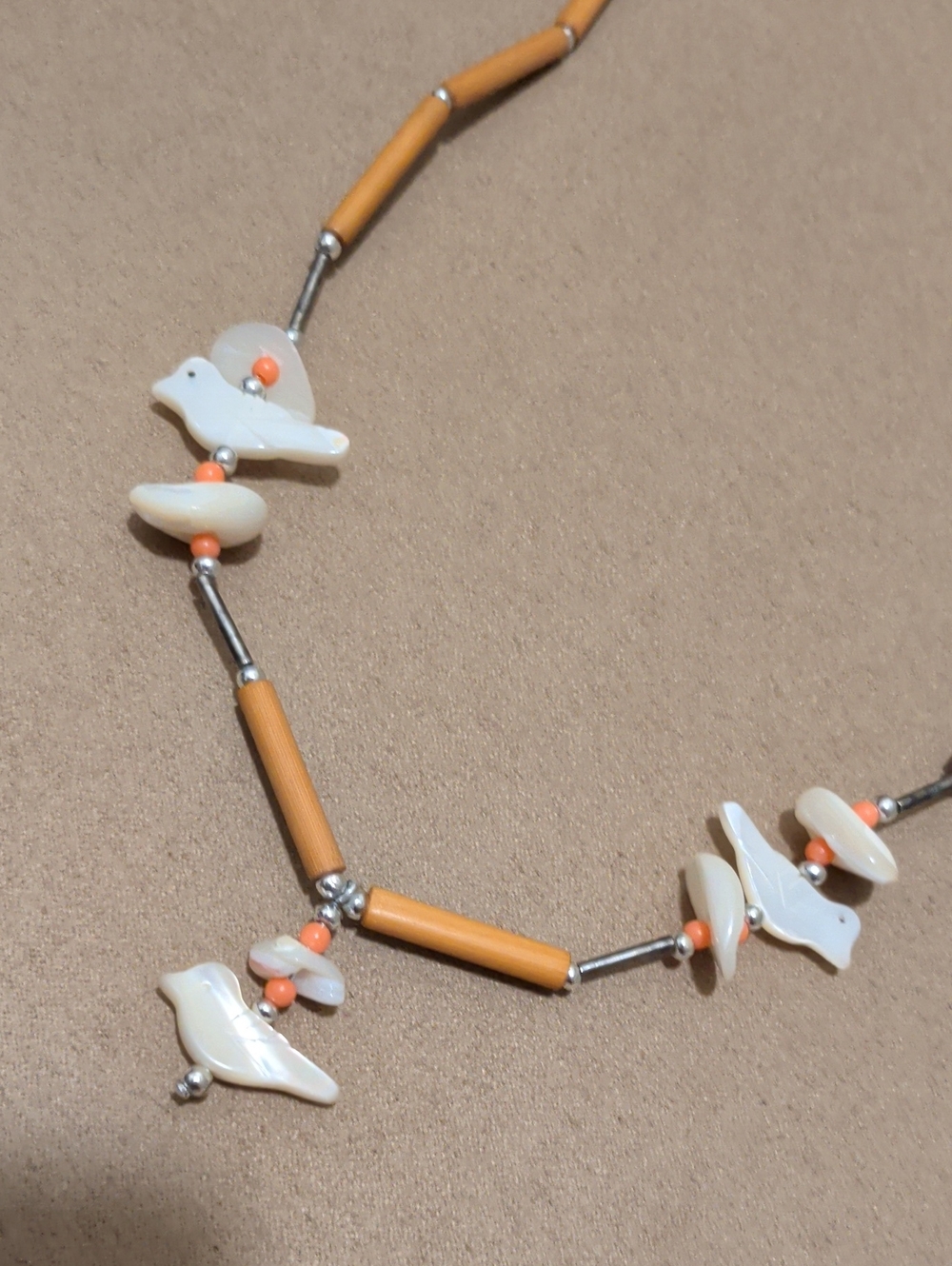 Native American Zuni Style 3 Mother Of Pearl Handcarved Birds Fetish Necklace